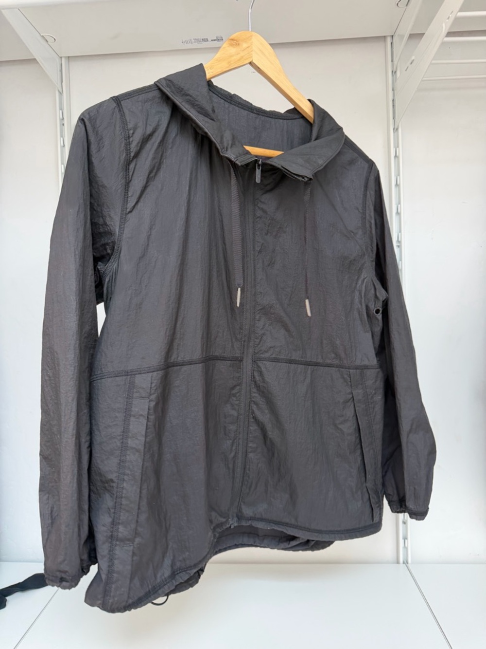 lululemon athletica Lightweight Hooded Windbreaker — Black